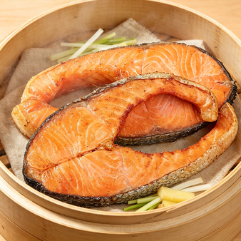 Gourmet Smoked Salmon Steaks Ready to Savor